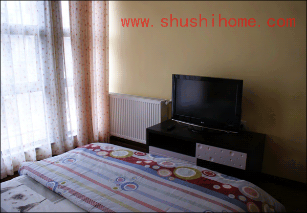 臥室暖氣片安裝效果圖