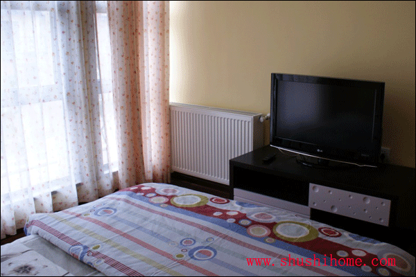 房間暖氣片安裝效果圖