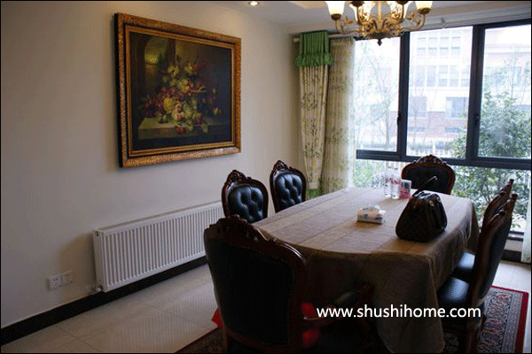 客廳暖氣片安裝效果圖