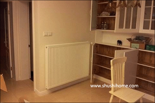 客廳暖氣片安裝效果圖