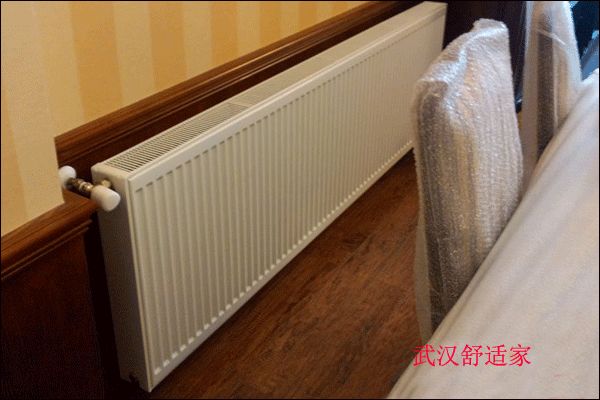 武漢鋼板式暖氣片