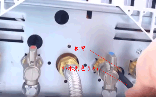 ��˹���ڒ�t�a(b��)ˮ