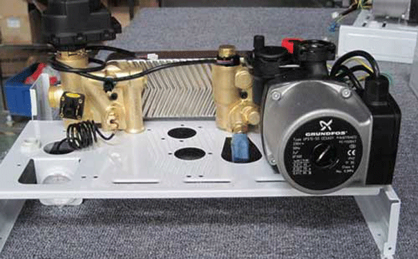 菲斯曼壁掛爐水泵維修